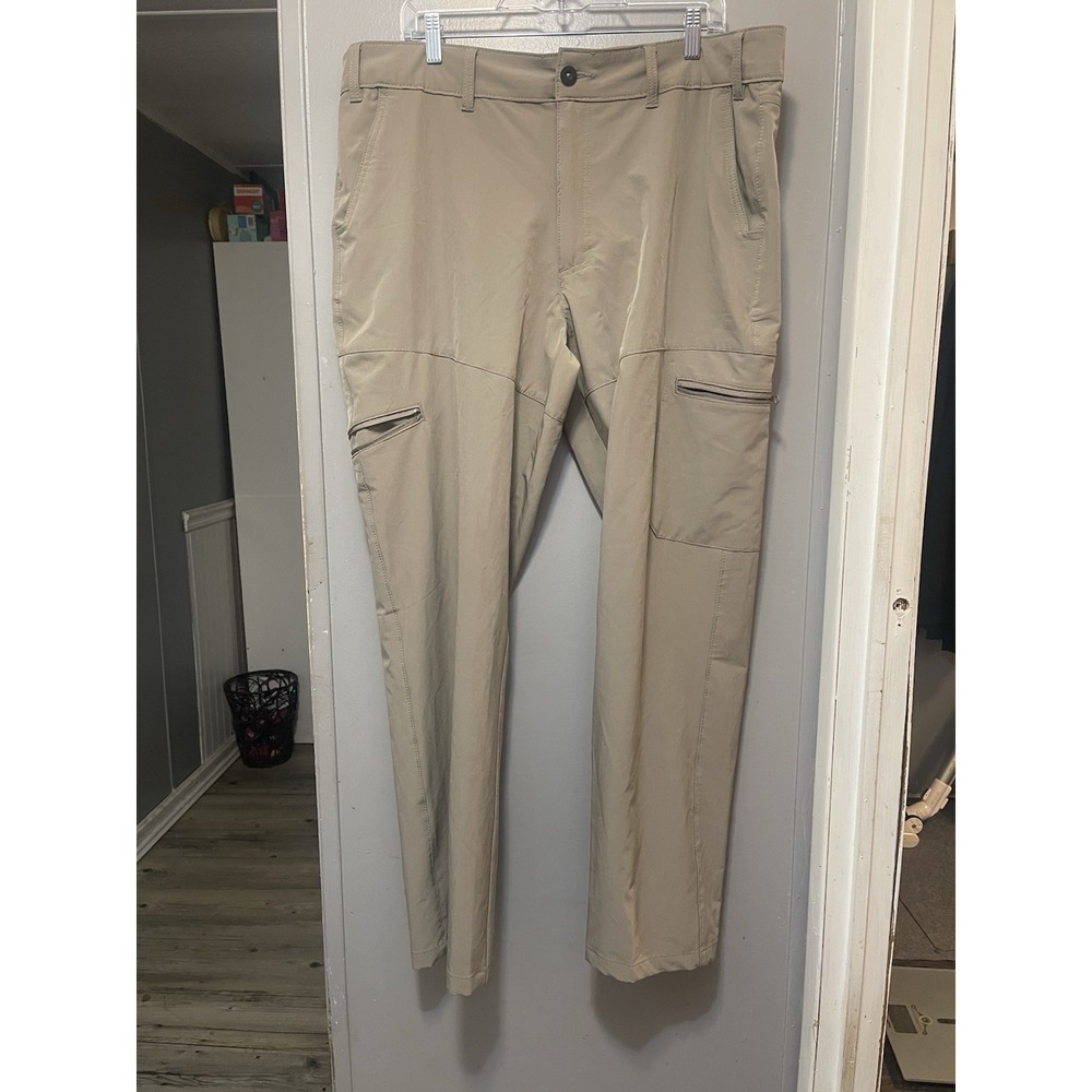 Magellan Outdoors Men's Khaki Cargo Pants 38 X 32Nwot